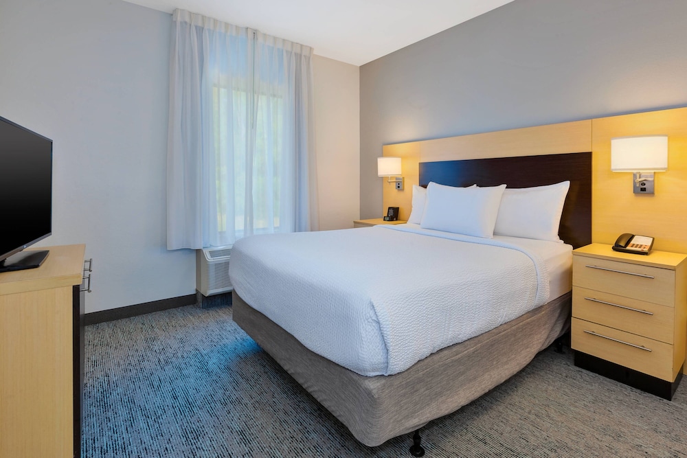 TownePlace Suites by Marriott Nashville Airport - photo 9