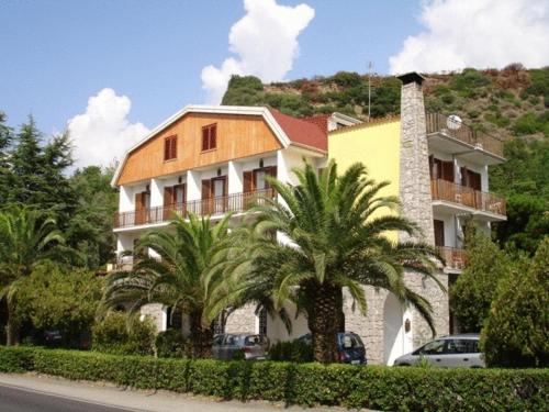 Park Hotel — hotel in Fuscaldo