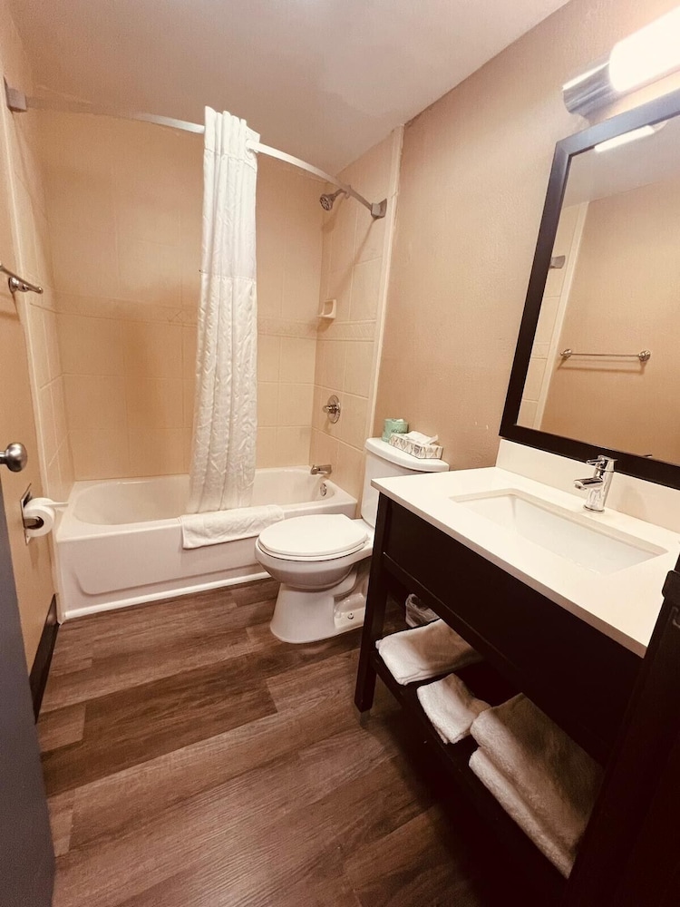 FairBridge Inn Express Nyack - photo 13