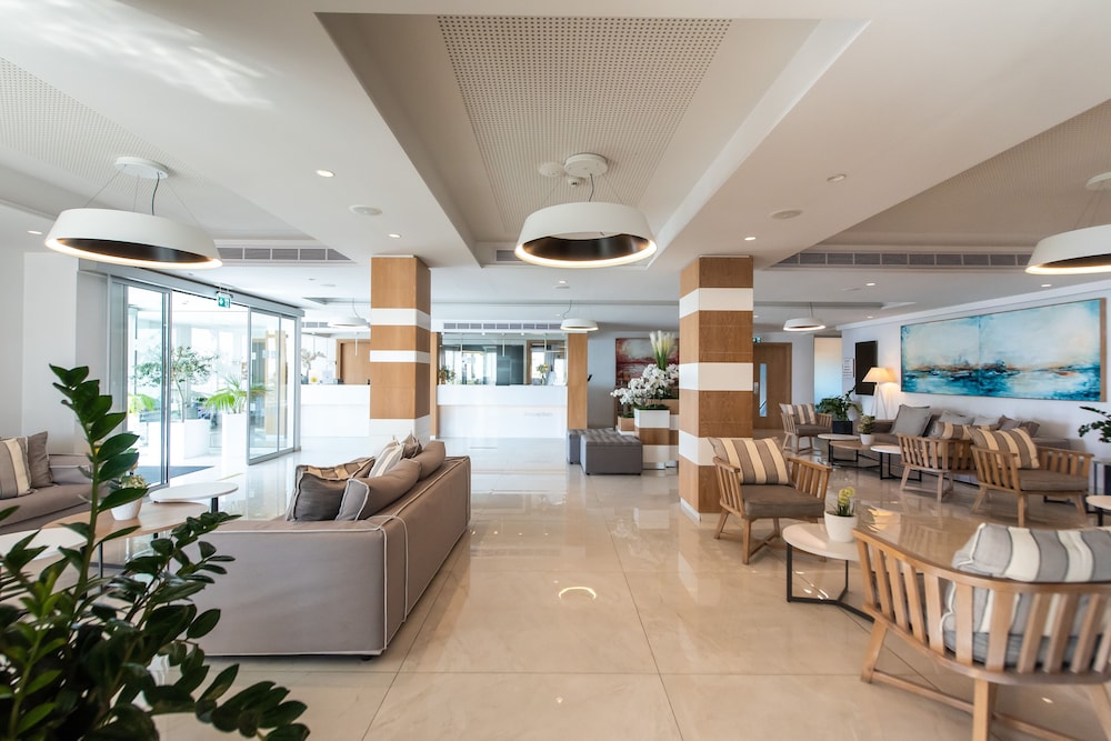 Evalena Beach Hotel — Protaras — photo 4