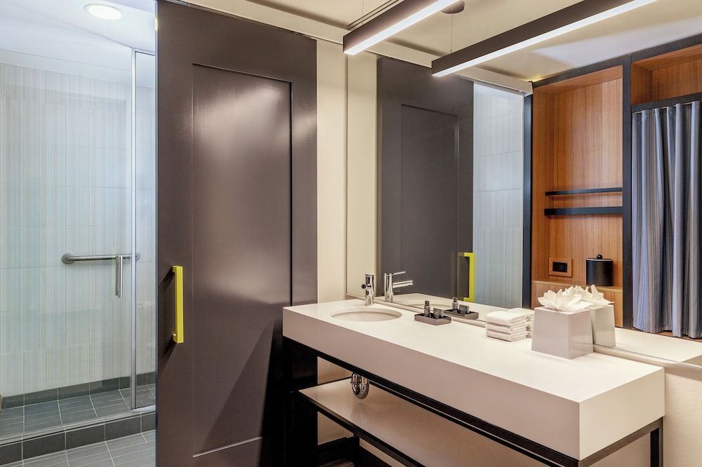 Aloft Lexington - photo 13