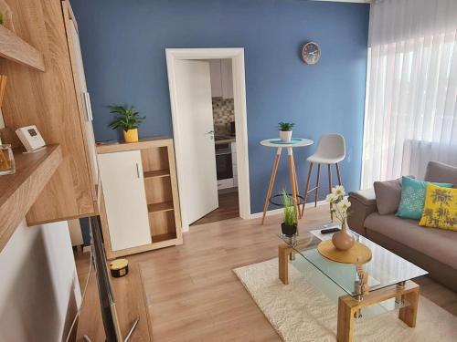 Skyblue Central apartment 2 Bedrooms & free parking — 4-Star Luxury Hotel in Oradea, Romania