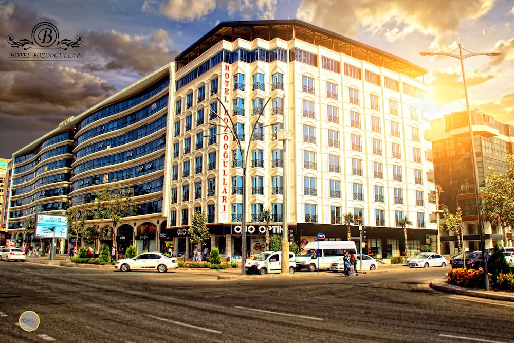 Bozoogullari — 4-Star Luxury Hotel in Batman, Turkey