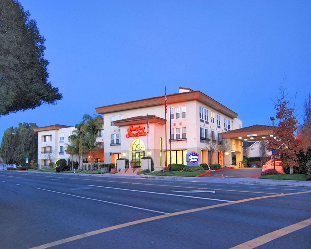 Hampton Inn & Suites Mountain View - featured photo