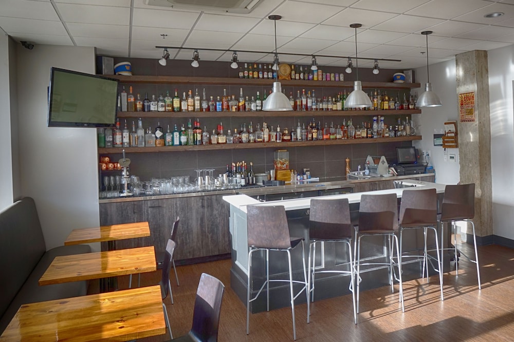 Pioneer Pocket Hotel - photo 36