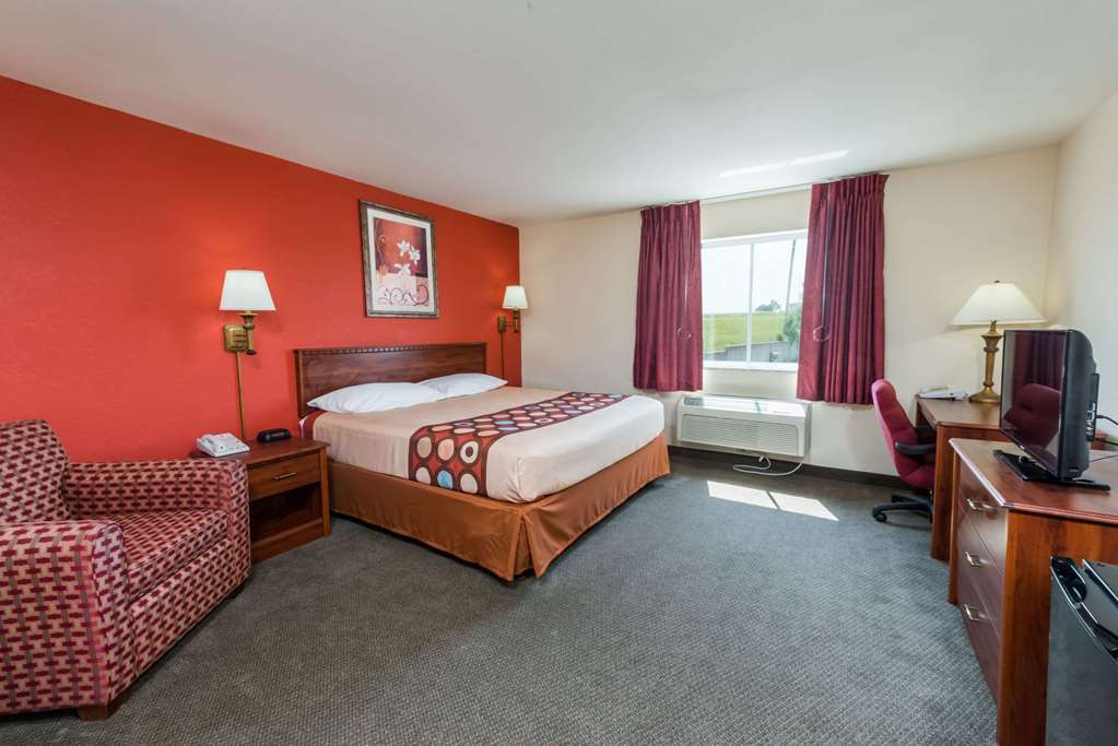 Super 8 by Wyndham St Robert Ft Leonard Wood Area - photo 11