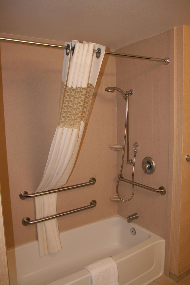 Hampton Inn & Suites Denver Highlands Ranch - photo 26