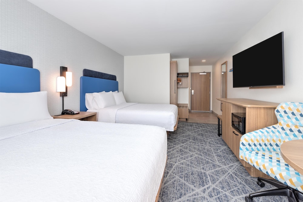 Hampton Inn & Suites by Hilton Little Rock Airport - photo 10