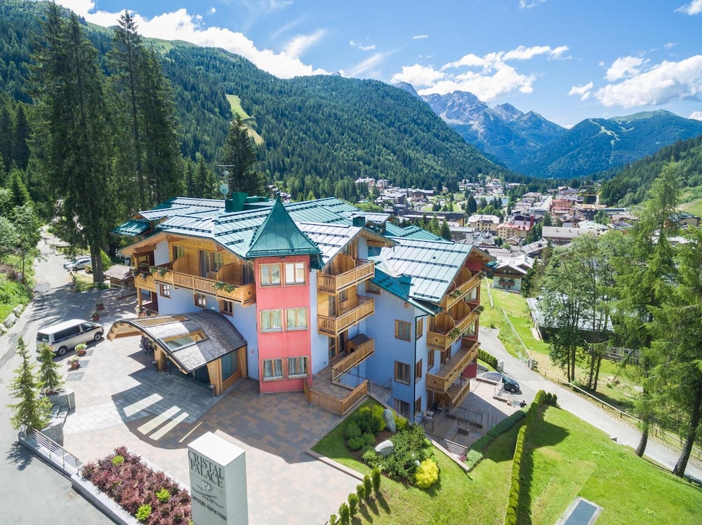 Cristal Palace Hotel - carbon neutral hotel in Pinzolo