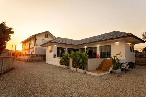 Homey Time Pool Villa Chiangkhan พูลวิลล่า เชียงคาน — 4-Star Luxury Hotel in Chiang Khan, Thailand