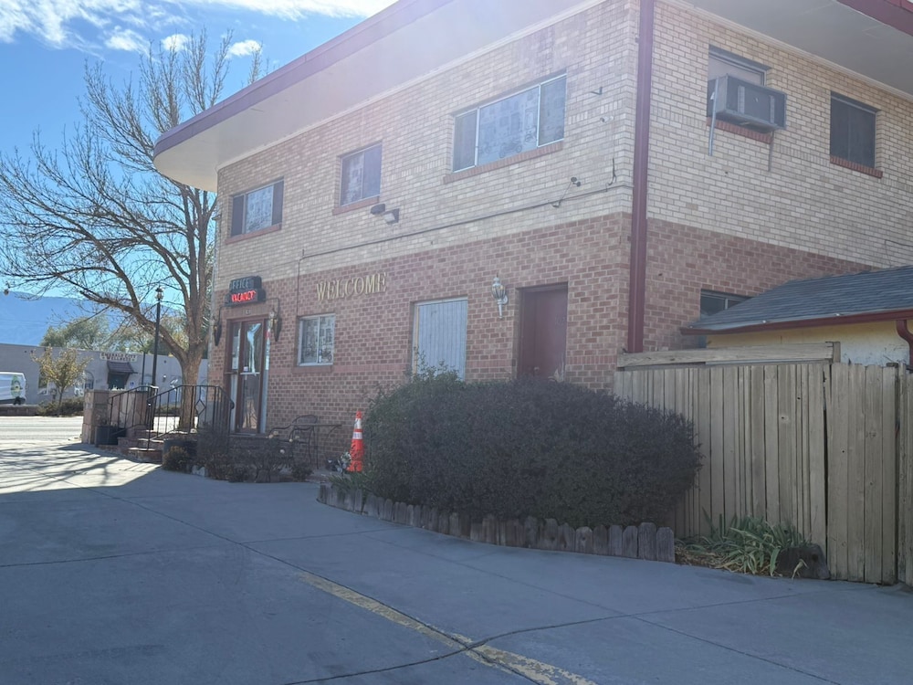 Springs Inn - photo 37