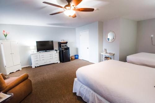 East Shore Lodging - photo 40