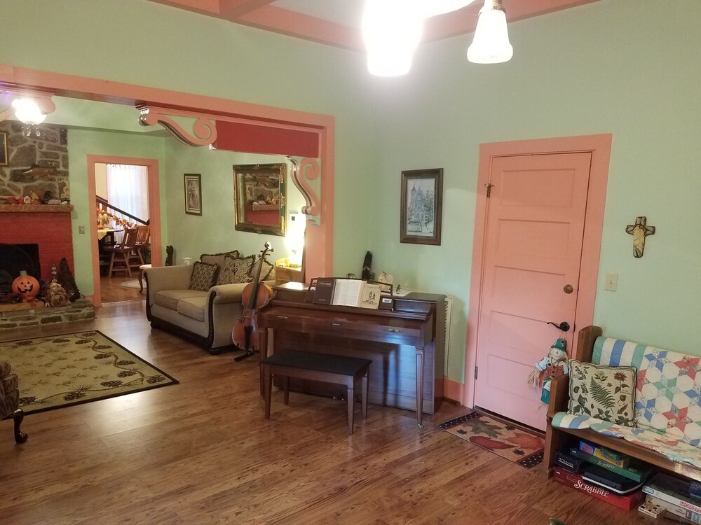 Ozark Country Inn - photo 5