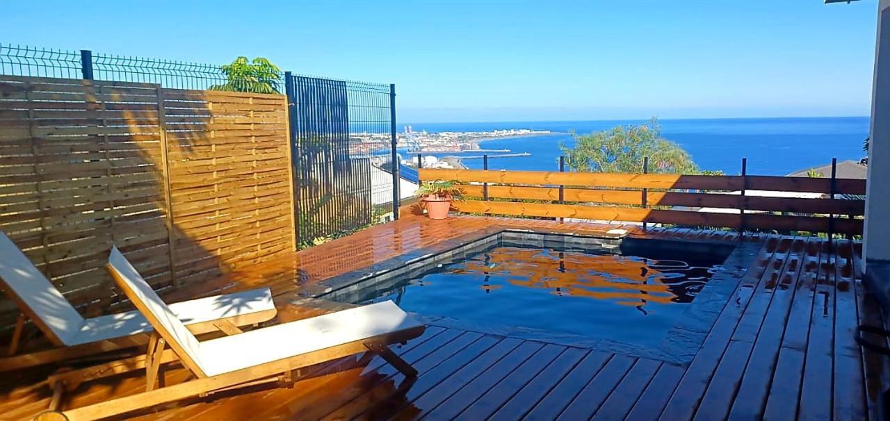 Havre de paix vue sur l’ocean in La Possession, Réunion