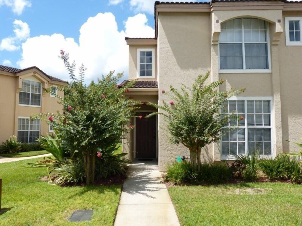 3BR 2BA Townhome Close to Disney Kissimmee - photo 2