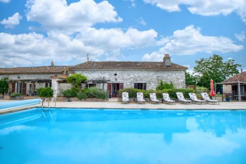 La Ferme - carbon neutral hotel in Unknown City