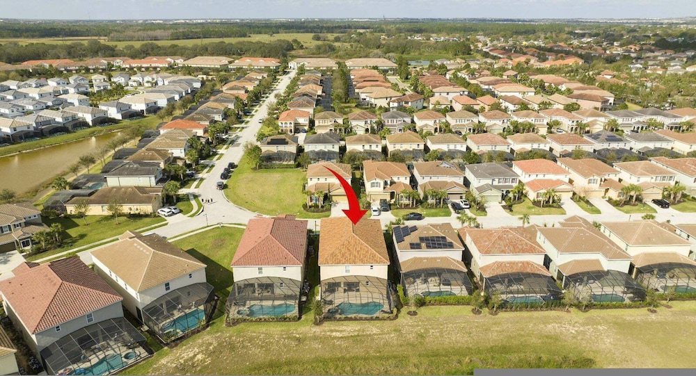 Solterra 12bd 11 5bat Sleeps24 Disney Pool Spa - photo 84