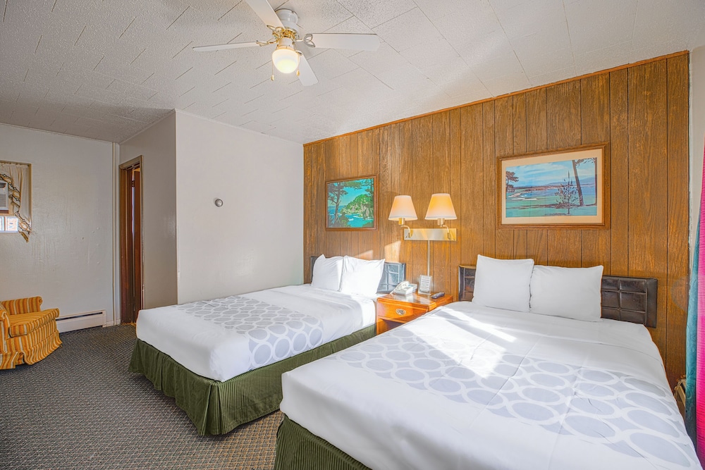 Love Hotels Silver Street by OYO at Hurley WI - photo 15