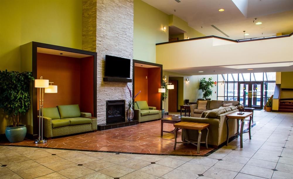 Ramada Plaza Rochester Airport - photo 64