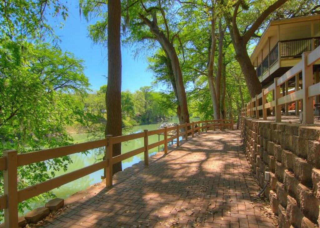 Leaning Oak Prd 923 - photo 11