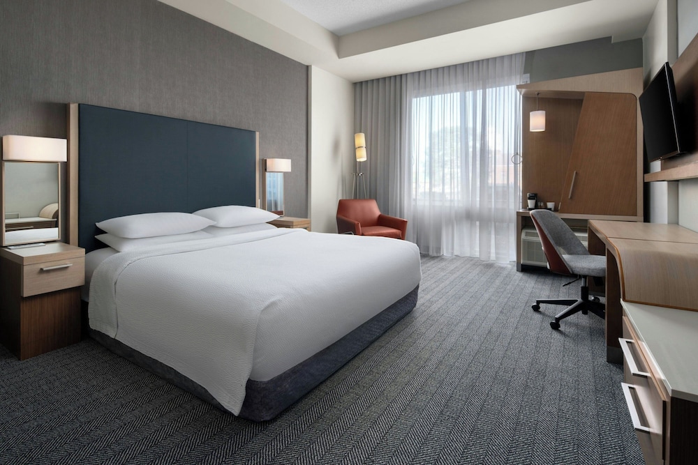 Courtyard By Marriott Fayetteville Fort Bragg Spring Lake - photo 9