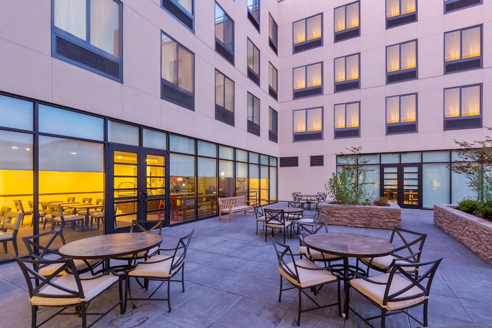 Staybridge Suites Seattle Fremont by IHG - photo 19