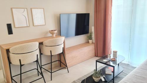 Iconic2 Luxury Apartment Thessaloniki — 4-Star Luxury Hotel in Thessaloniki, Greece