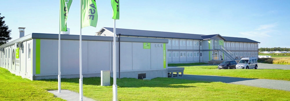 Advantage Point - carbon neutral hotel in Unknown City