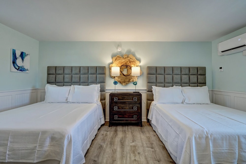 Loggerhead Inn and Suites - photo 63