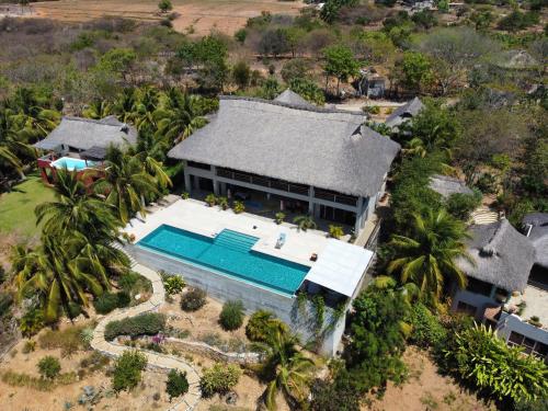 Casa Julia — 4-Star Luxury Hotel in Puerto Escondido, Mexico