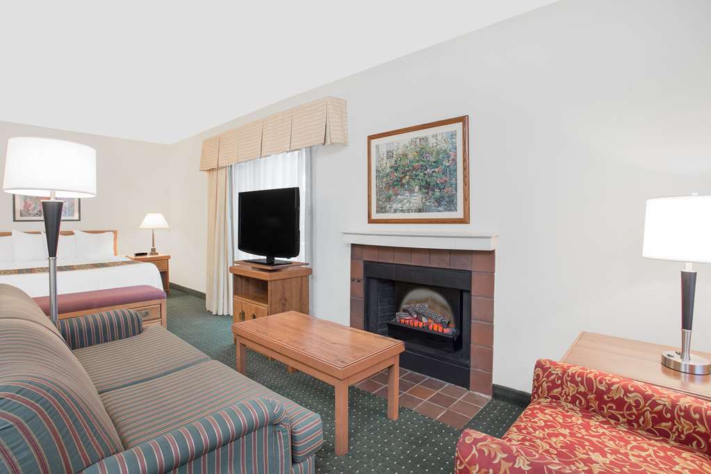Hawthorn Extended Stay by Wyndham Green Bay - photo 11