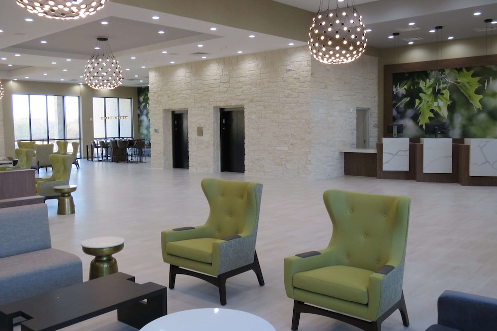Wyndham Garden College Station - photo 4