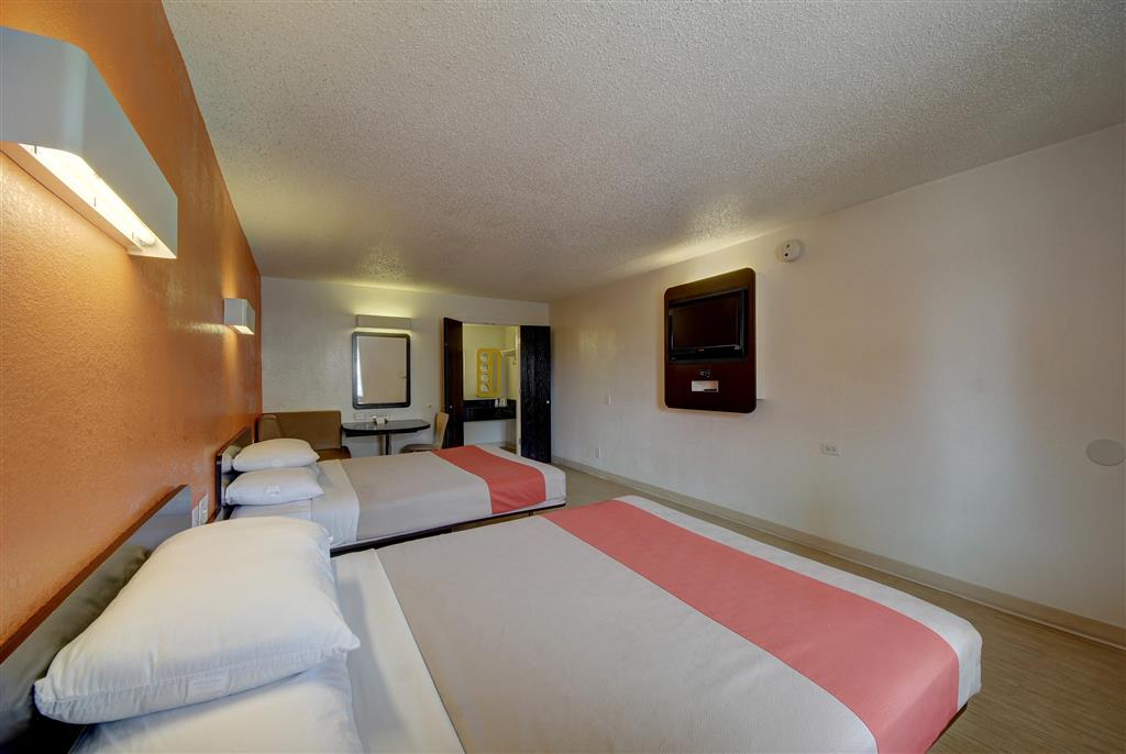 Motel 6 San Antonio TX Downtown Market Square - photo 20