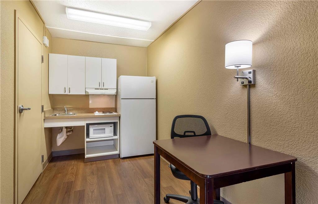 Extended Stay America Select Suites Nashville Airport - photo 19
