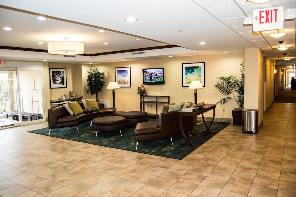 Candlewood Suites Victoria By Ihg - photo 25