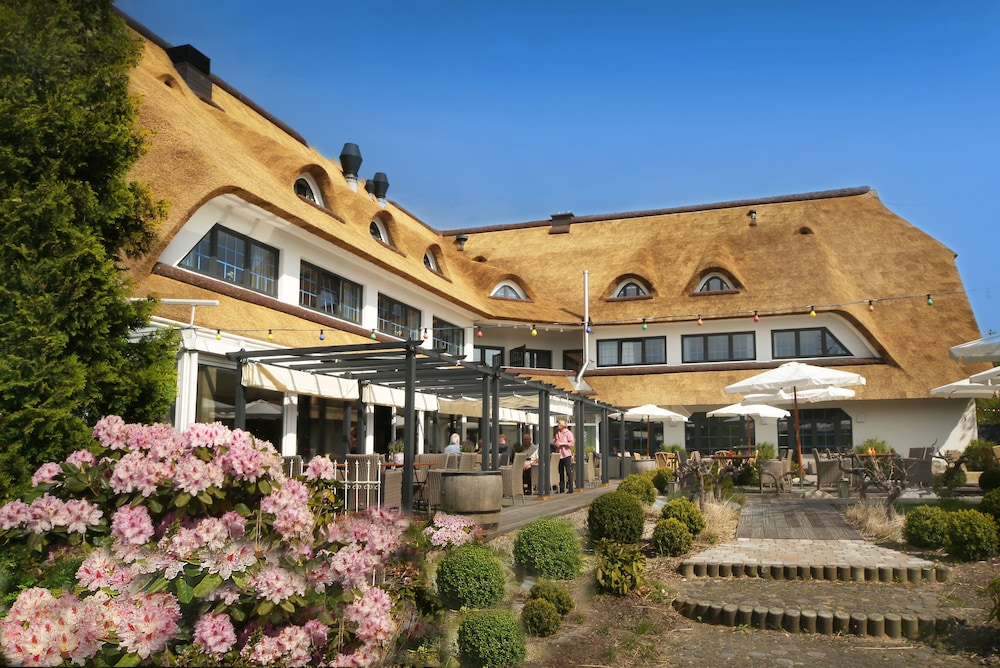 Hotel Wittenbeck — 4-Star Luxury Hotel in Ostseebad Kuehlungsborn, Germany
