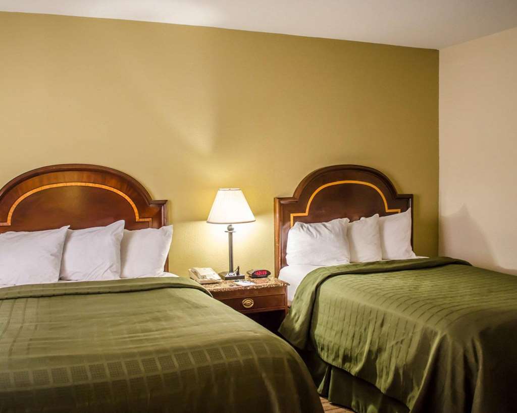 Quality Inn & Suites Pensacola Bayview - photo 21