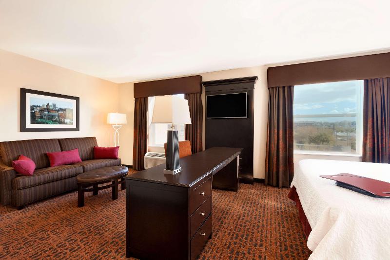 Hampton Inn Lewiston Auburn - photo 124