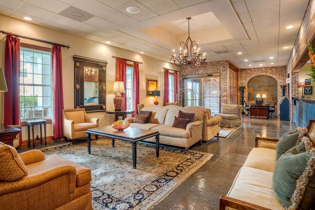 Clarion Inn and Conference Center - photo 5