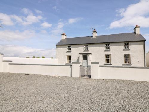 Grange Farmhouse — 4-Star Luxury Hotel in Loch Garman, Republic of Ireland