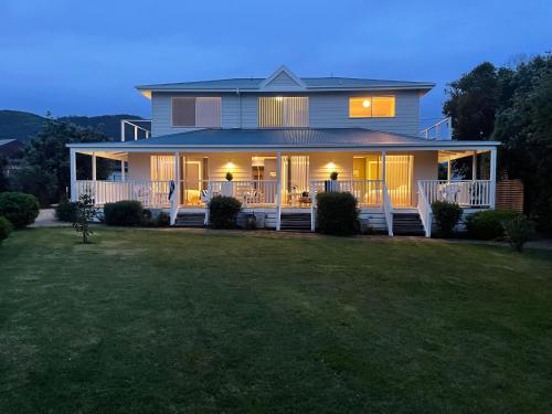 Skippers Apollo Bay — 4-Star Luxury Hotel in Apollo Bay, Australia