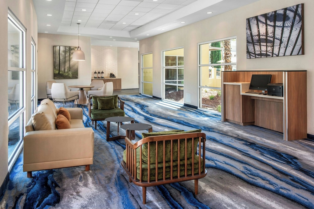 Fairfield Inn & Suites by Marriott San Jose Airport - photo 4
