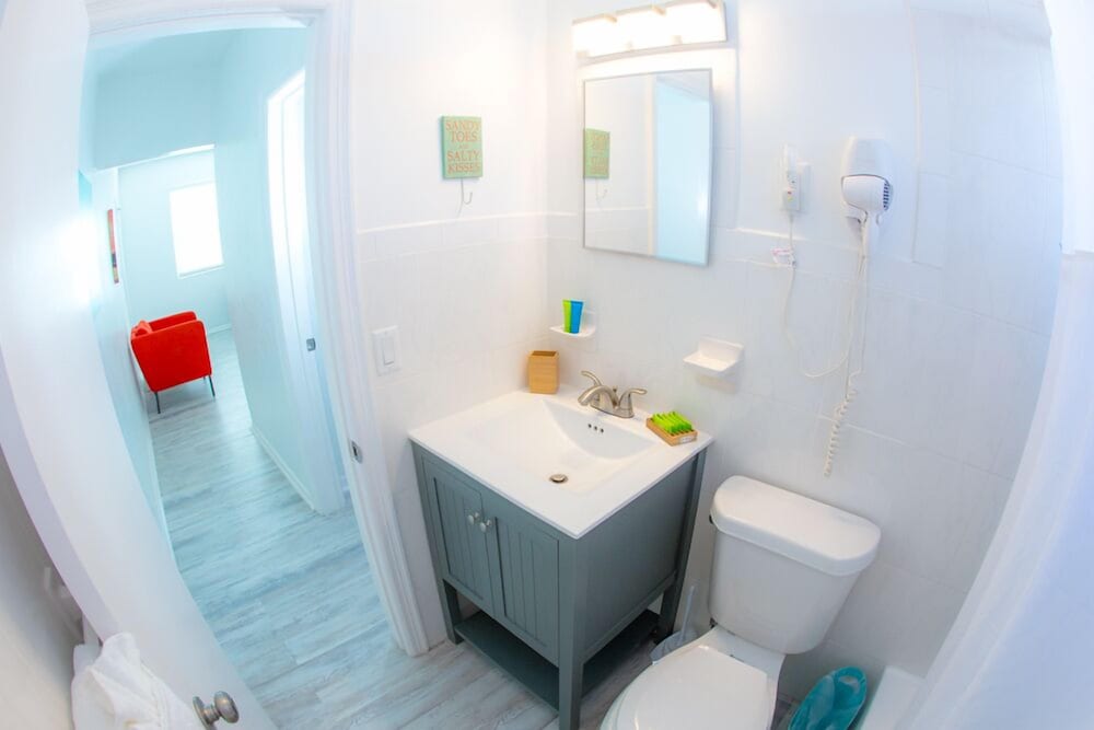St Pete Beach Suites - photo 73