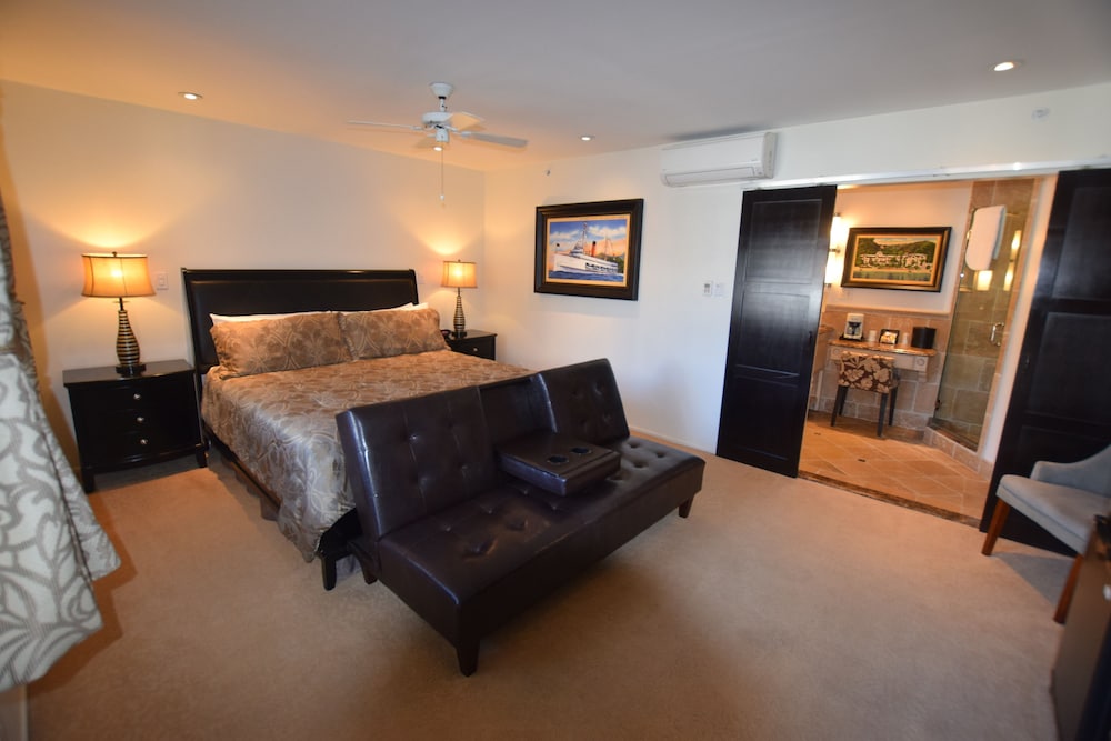 Studio 9 Hotel Catalina - photo 22