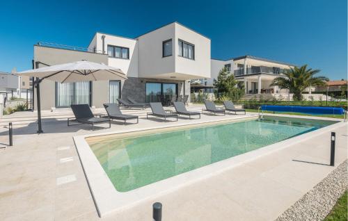 Beautiful Home In Tar — 5-Star Luxury Hotel in Tar, Croatia