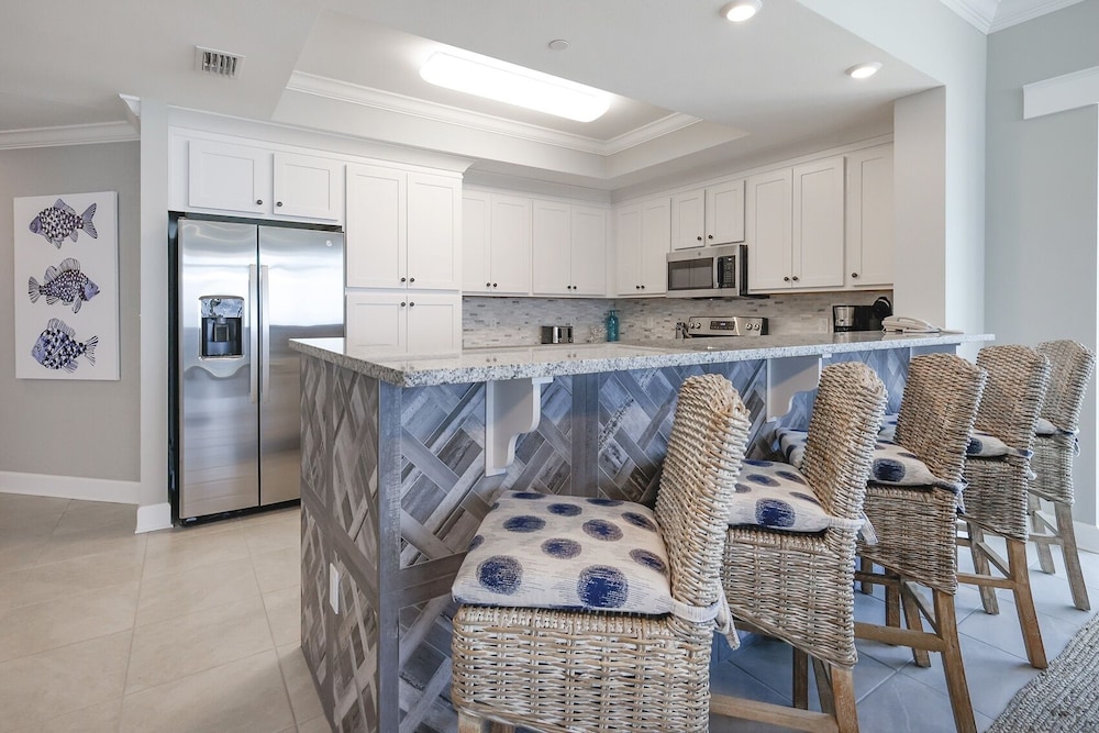 Phoenix Gulf Towers 408 4 Bedroom Condo - photo 14