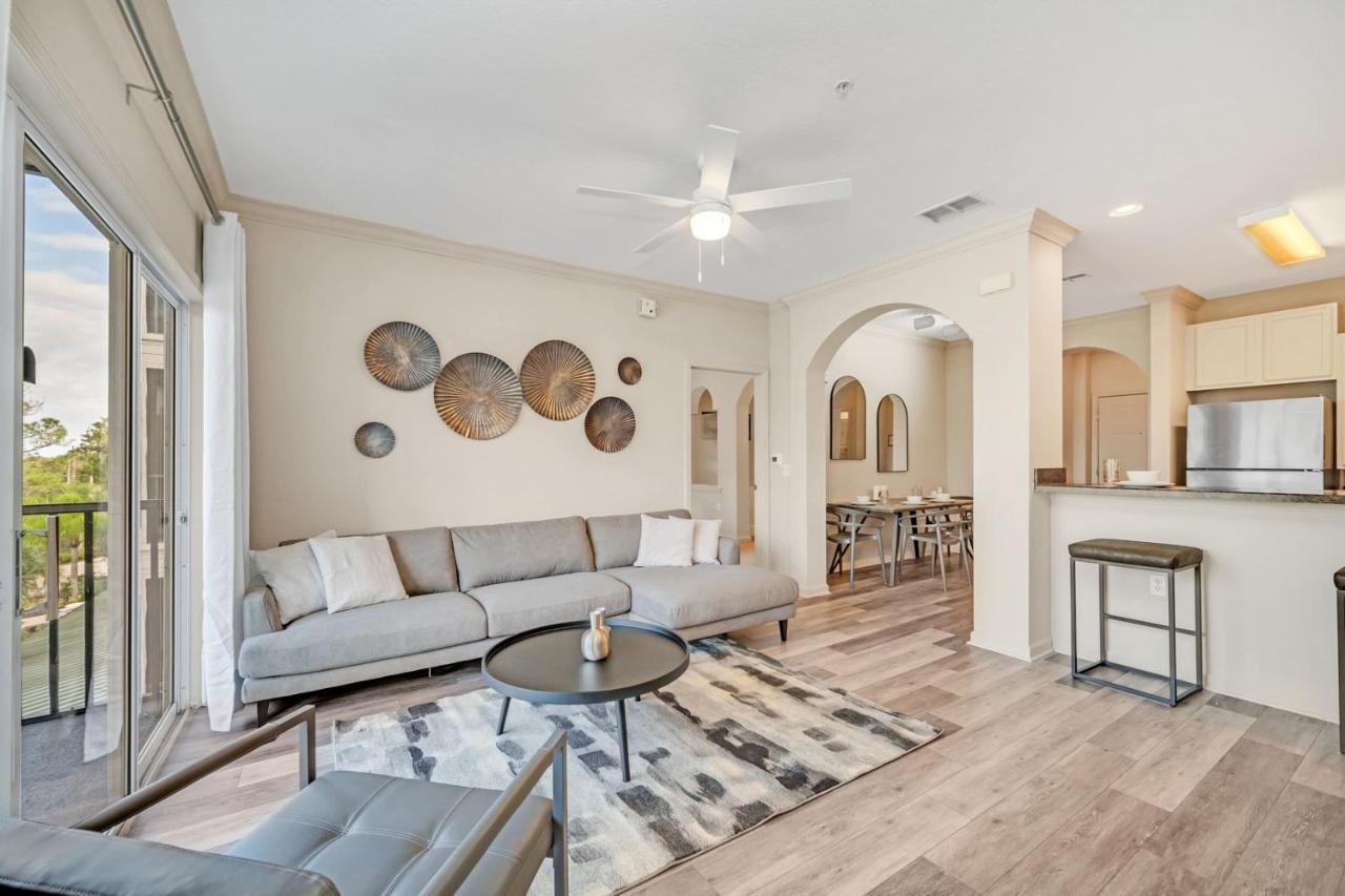 Spacious 2BR Condo with Pool near Disney — 4-Star Luxury Hotel in Orlando, United States