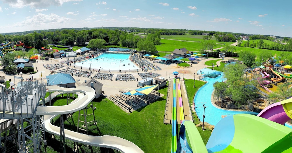 Staybridge Suites Rockford by IHG - photo 45
