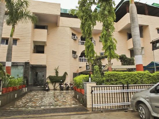 Hotel Meera - last minute hotel in Chittaurgarh