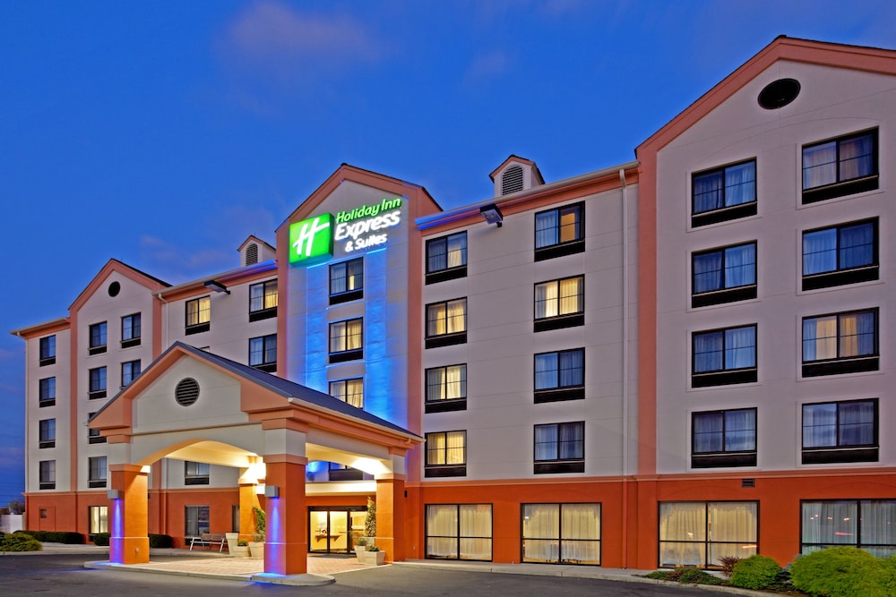 Holiday Inn Express Hotel & Suites Meadowlands Area by IHG - photo 35